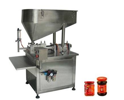 迅捷超大漏斗辣椒醬灌裝機灌裝辣椒醬視頻演示